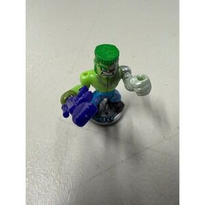 UB‎ Funkeys Deuce Green Series 1 Rare Figure with Weapon Accessory Collectible